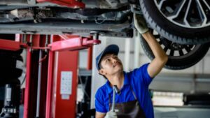 Why Choosing Specialist Mechanics Matters for Land Rover Owners