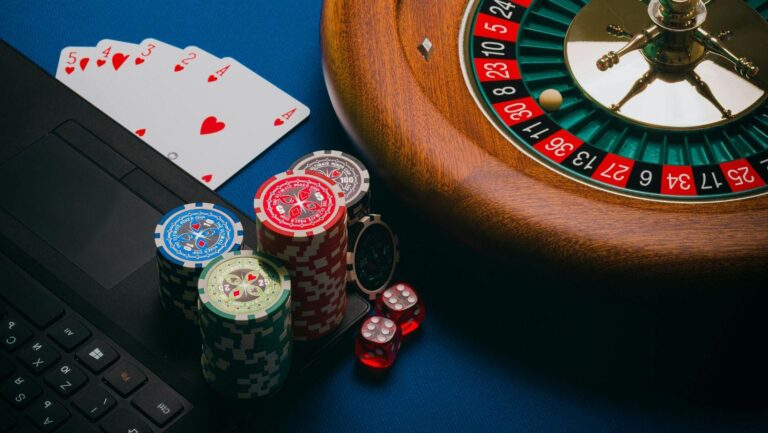 virtual reality casinos, social casino gaming, vr casino growth, online casino virtual reality, social gaming industry, virtual casino interaction, immersive gambling experiences, vr gambling platforms, virtual reality casino report, social player engagement